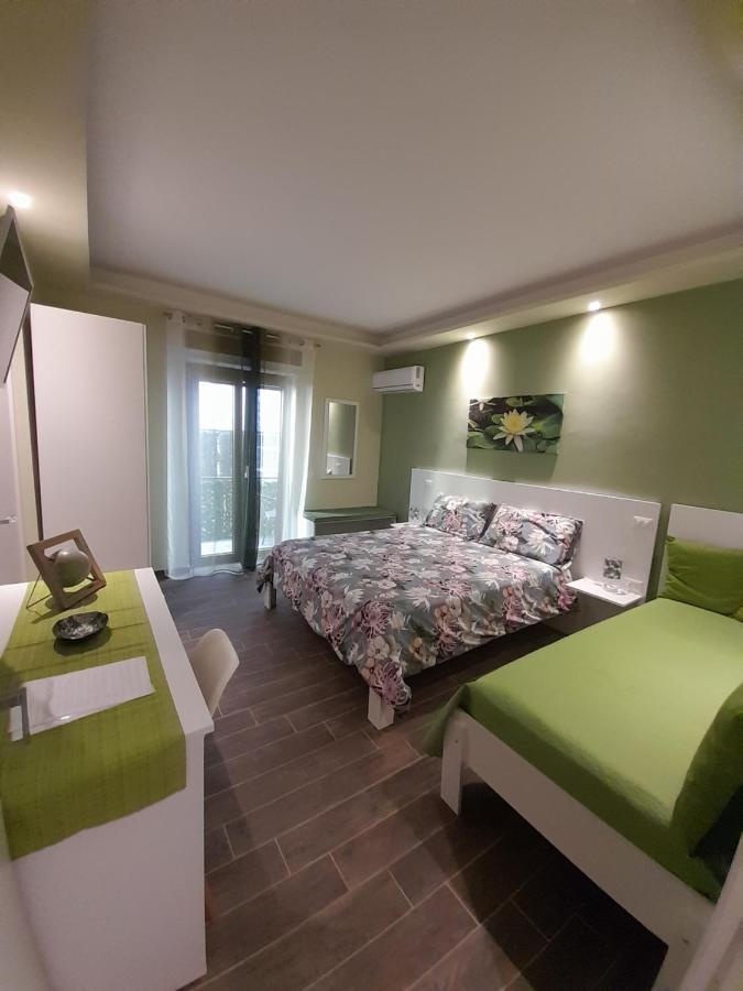 L'Oasi Di Venere Bed And Breakfast Казерта Экстерьер фото